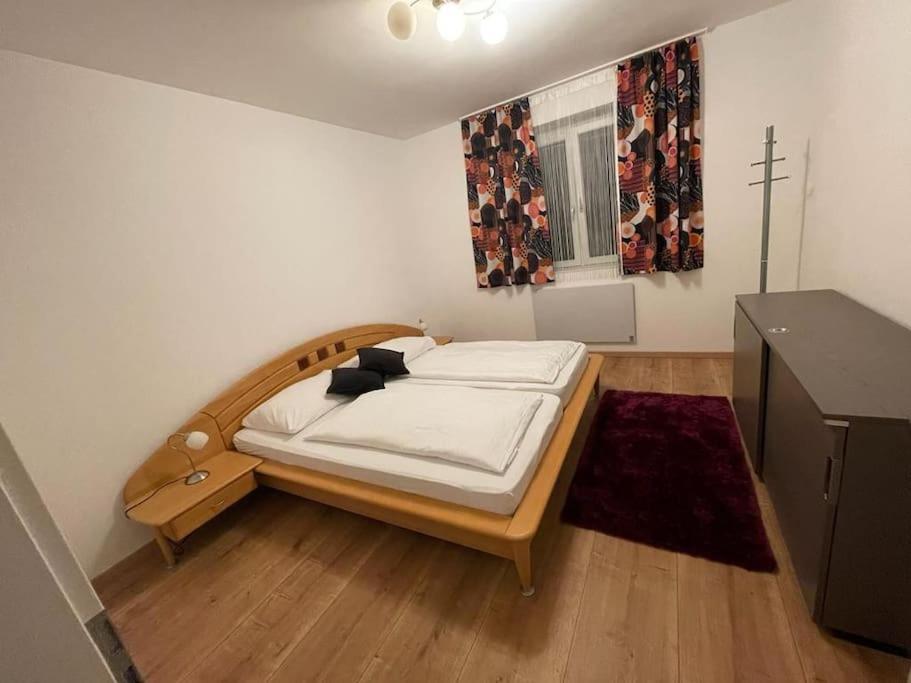 Rr-Rooms Ferienwohnung Judenburg Exterior photo